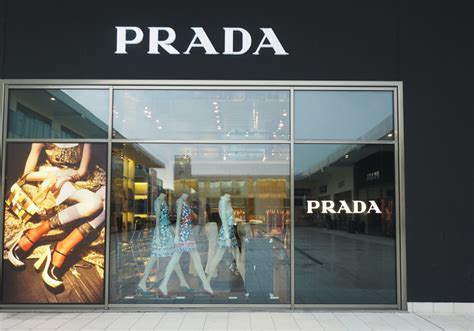 outlet di prada in italia|prada factory outlet.